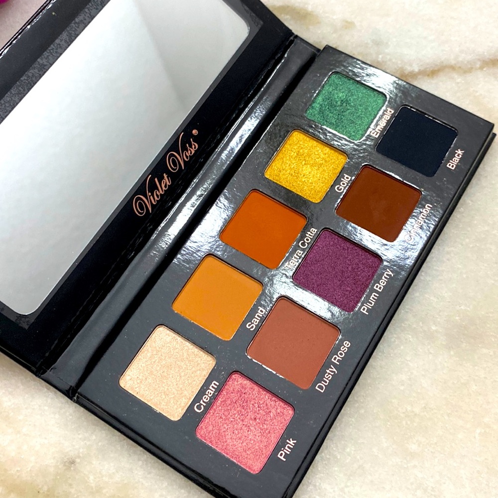 Violet voss essentials pro series eyeshadow palette